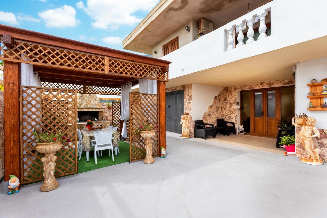 Da Mario & Marianna Apartment Campanedda Ngoại thất bức ảnh