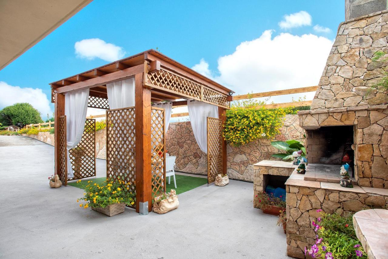 Da Mario & Marianna Apartment Campanedda Ngoại thất bức ảnh