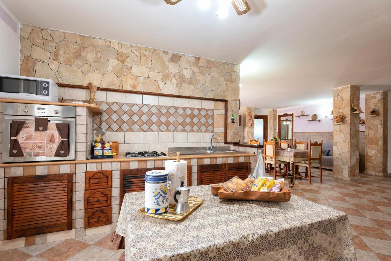 Da Mario & Marianna Apartment Campanedda Ngoại thất bức ảnh