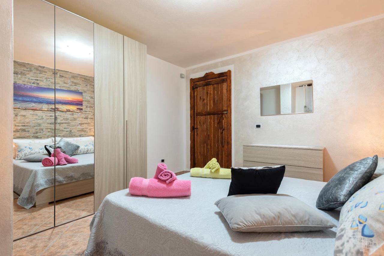 Da Mario & Marianna Apartment Campanedda Ngoại thất bức ảnh