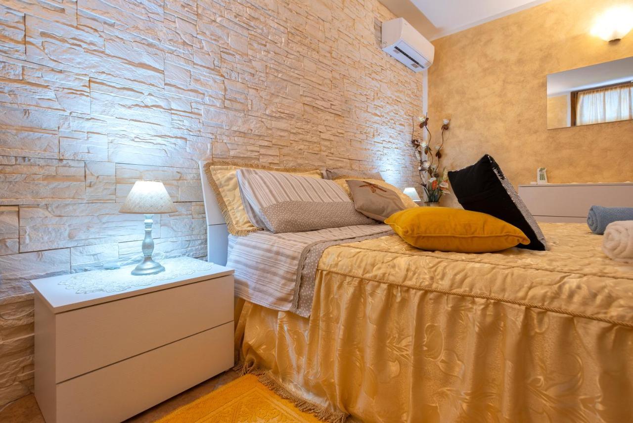 Da Mario & Marianna Apartment Campanedda Ngoại thất bức ảnh