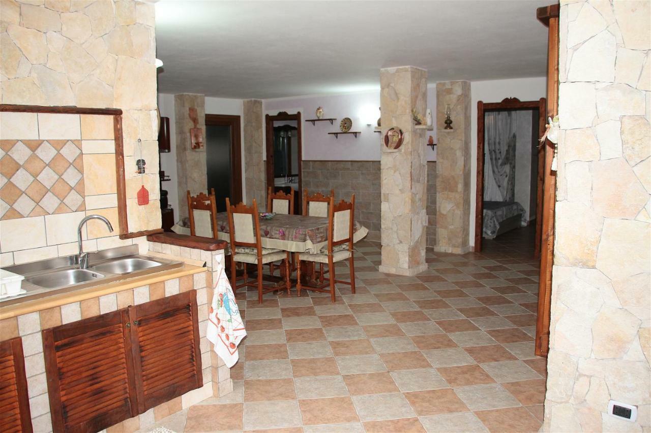Da Mario & Marianna Apartment Campanedda Ngoại thất bức ảnh